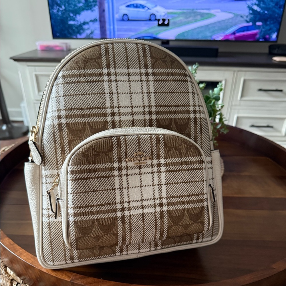Coach Court Backpack - Medium
